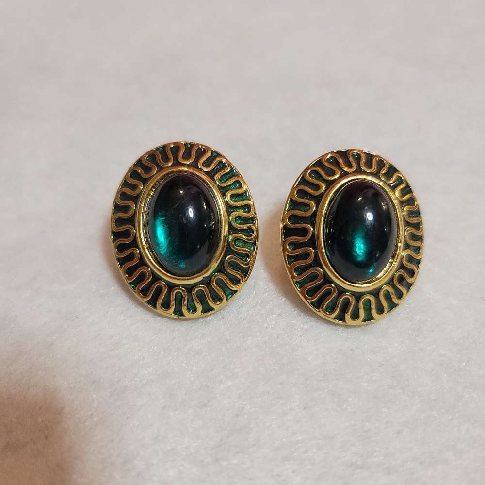 Vintage Galleria Stud Earrings - Enamel & Emerald Glass Oval Cabachon- Pierced - Picture 5 of 5